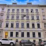 Vienna Lotus Apartments